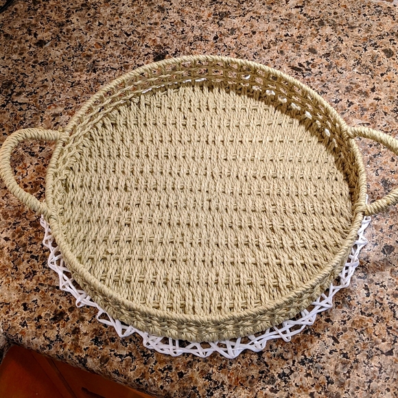 Threshold Woven Tray Handles Fold Neutral Centerpiece Decor Versatile Like New - Picture 1 of 4